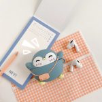 Flipper Penguin Airpods Case (1&2)