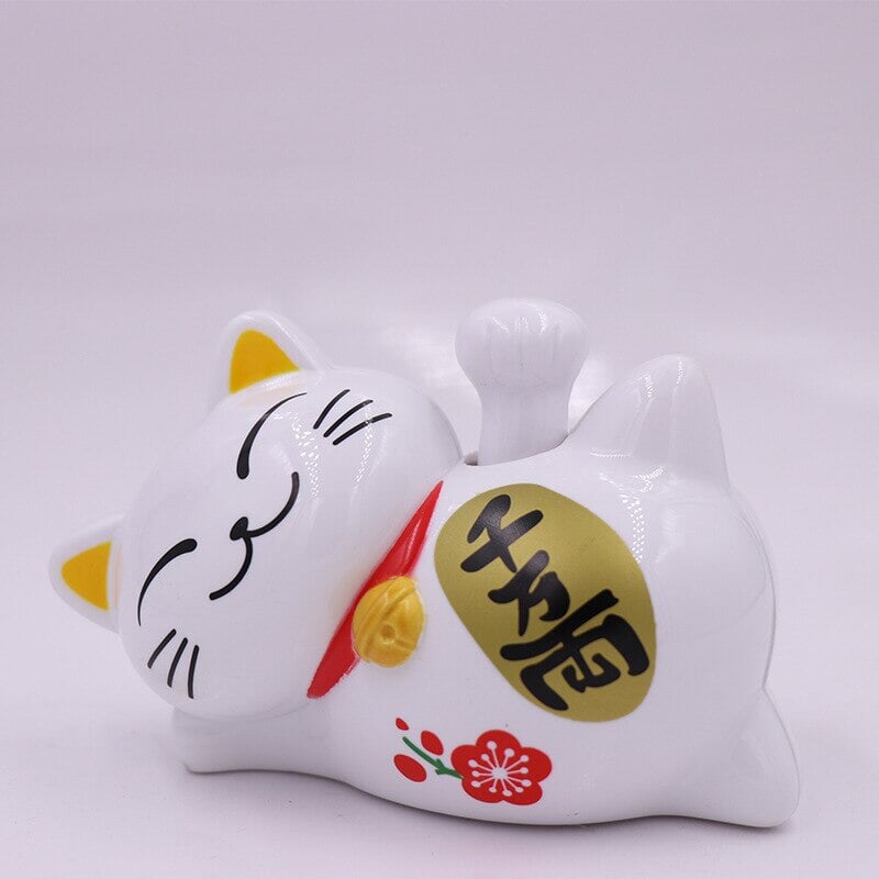 Lazy Japanese Lucky Cat Waving Arm Car Ornament - Image 3