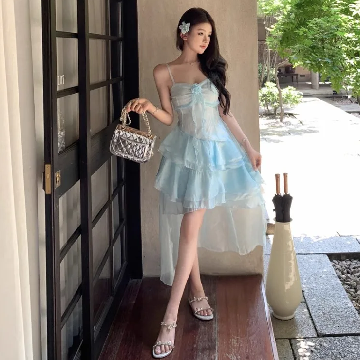 Summer Sweet Chic Sleeveless Dress - Image 2