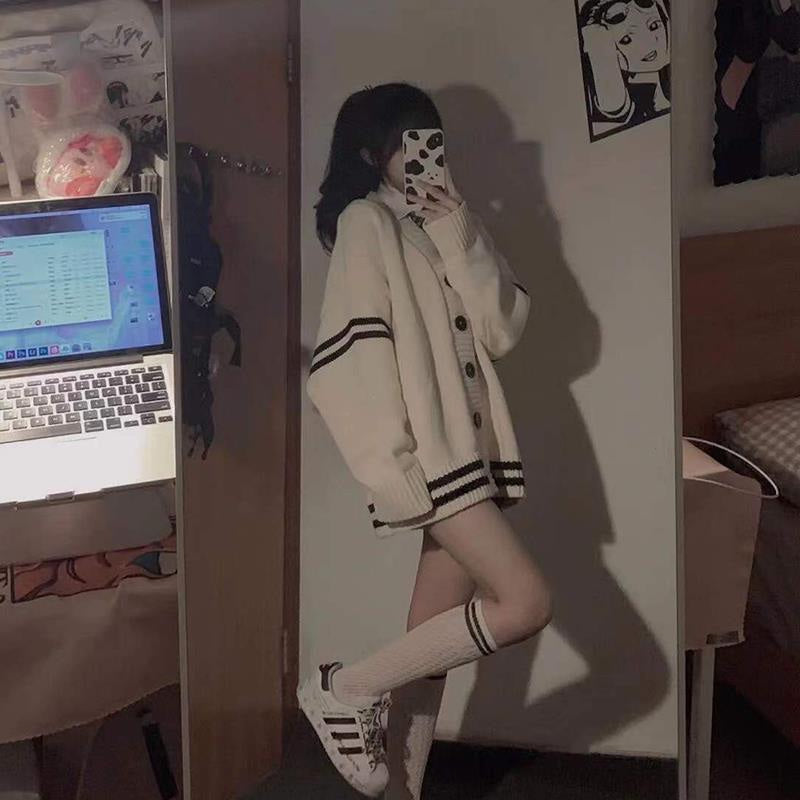 Oversized Academia Knit Cardigan - Image 2