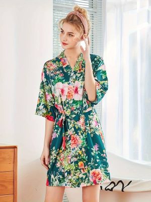 Elegant Floral Kimono Robe