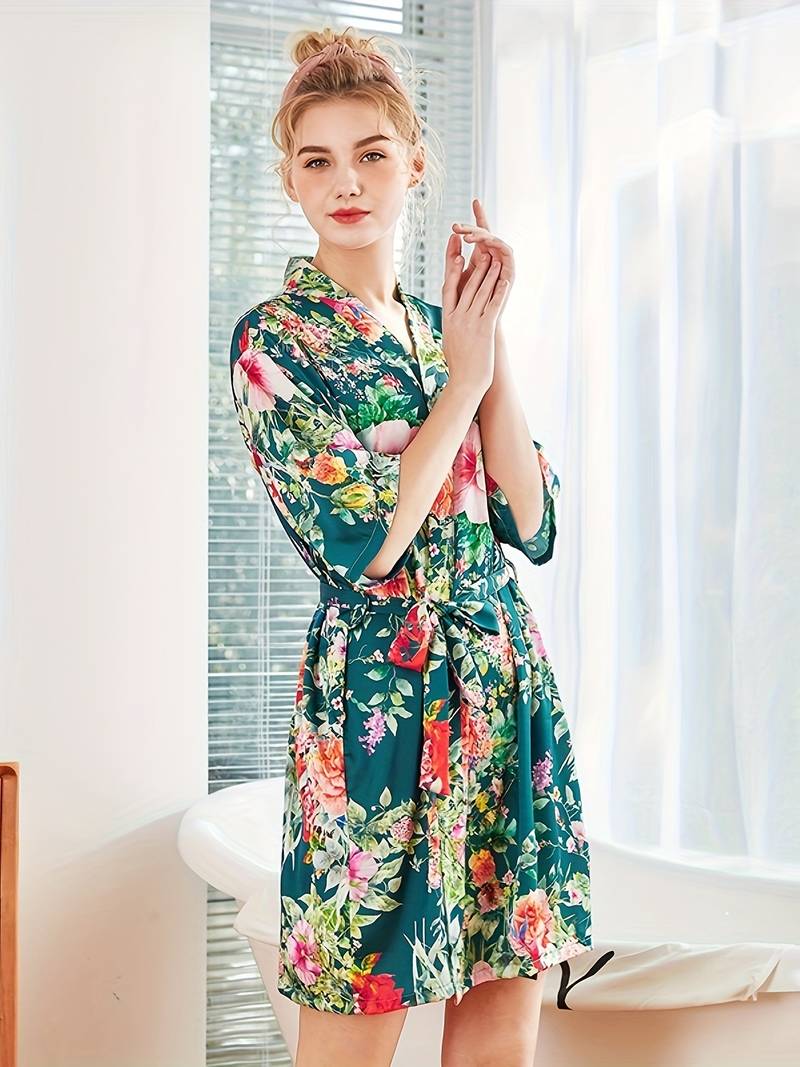 Elegant Floral Kimono Robe - Image 2
