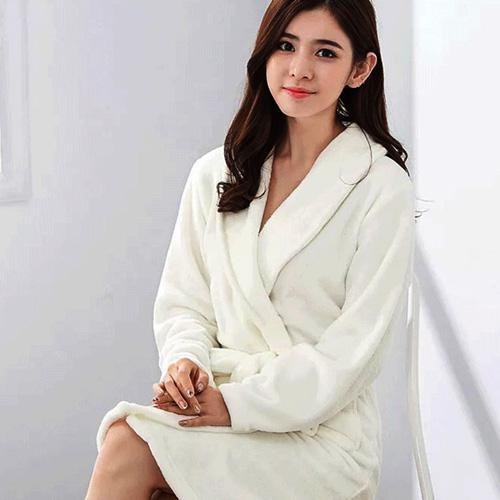 Men's White Fleece Bathrobe - Image 2
