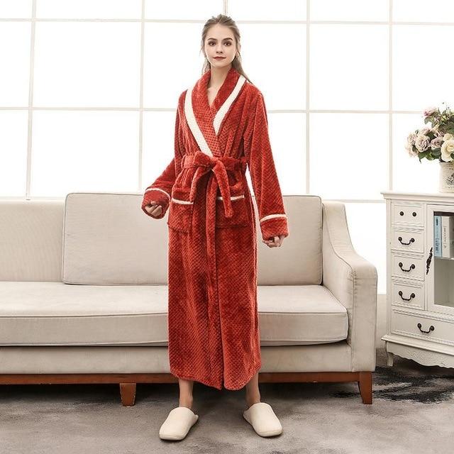 Extra-long women's bathrobe - Image 2