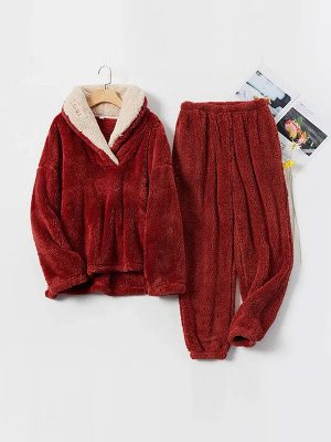 Women's Burgundy Fleece Pajama Set – "Soft Snowflake"