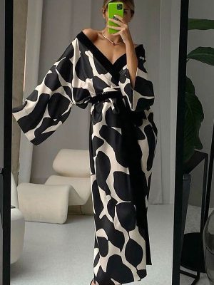 Elegant "Morning Pearl" Long Dressing Gown