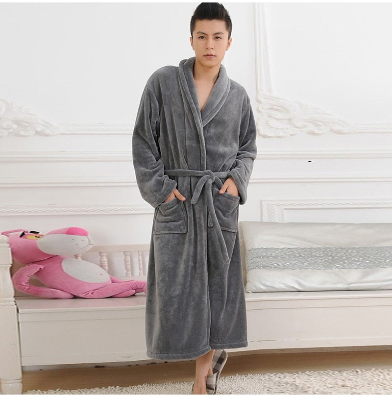 Very soft men's bathrobe - Image 2