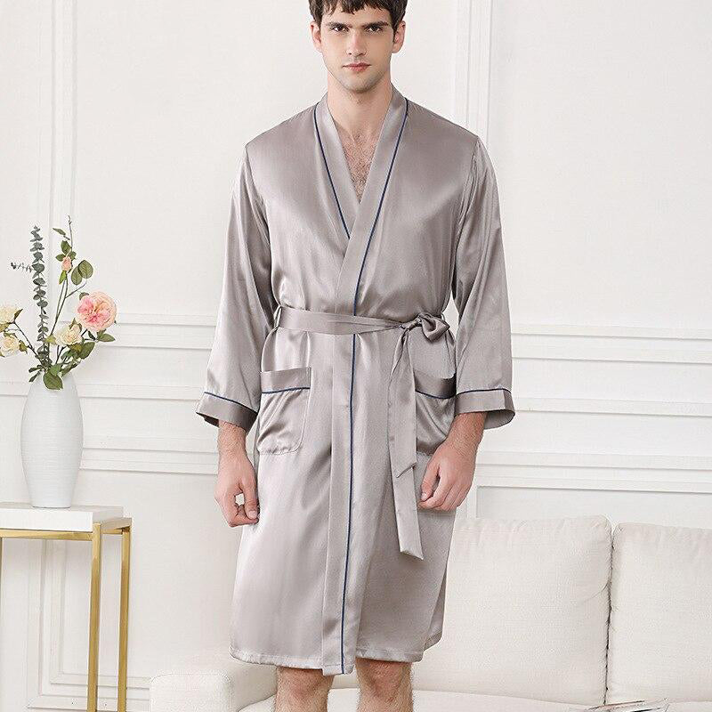 High-Quality Men's Bathrobe - Image 2