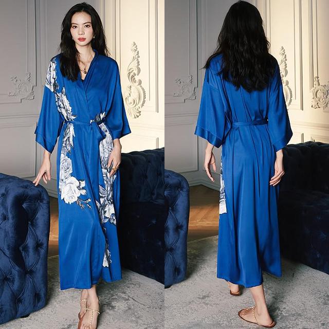 Women's Long Lightweight Robe - Image 2