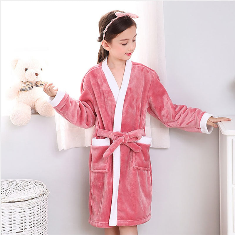Pink girls' bathrobe - Image 2