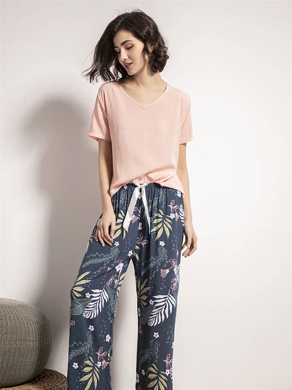 Women's 2-Piece "Floral Night" Pajamas - Image 2