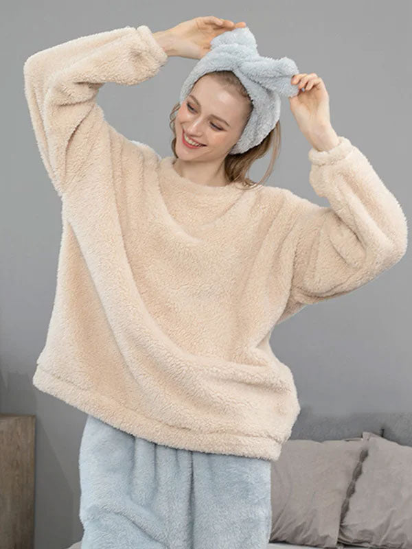 Women's Warm Fleece Pajamas – "Soft Snowflake" - Image 2