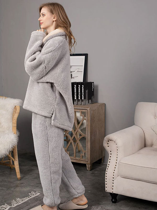 Women's Grey Fleece Pajamas – "Softness Snowflake"