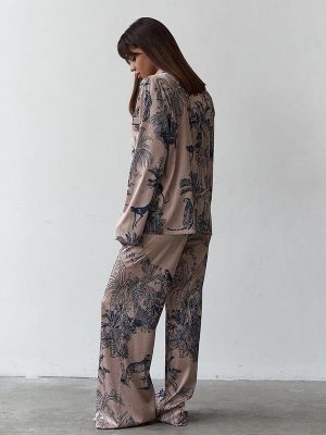 "Douceur de Lys" Women's 2-Piece Satin Pajamas