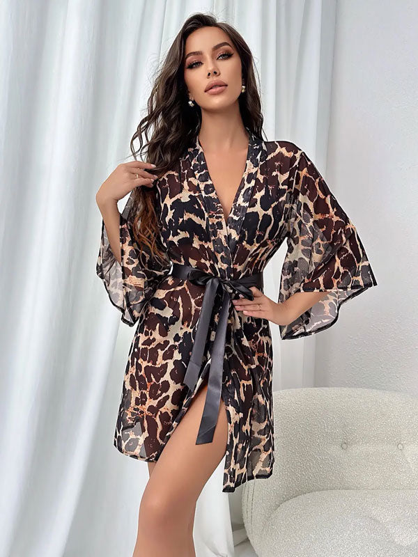 Women's Short Leopard-Print Robe - Image 2